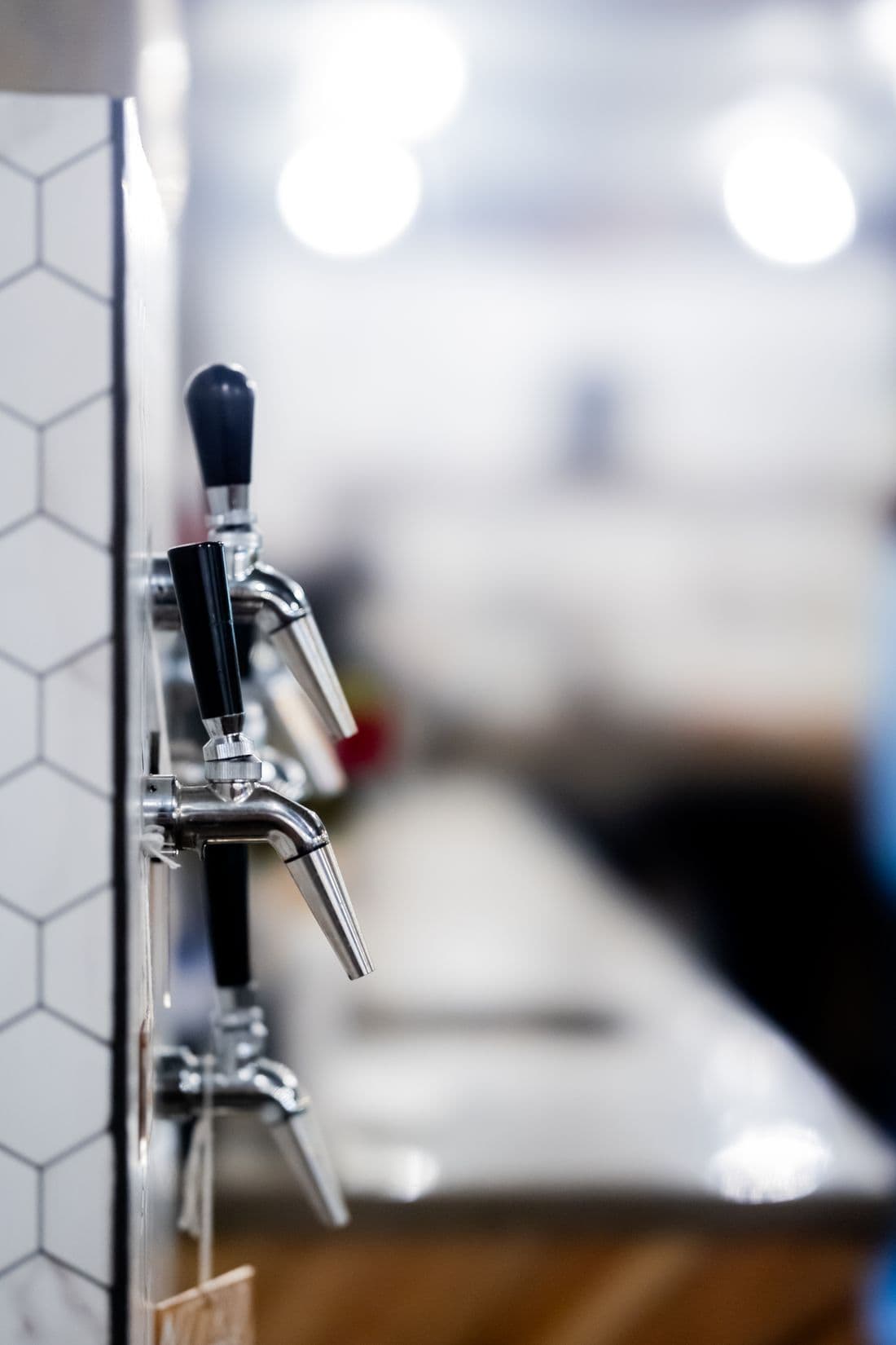 How to Choose a Commercial Bartending Machine: 9 Things to Check Before You Buy